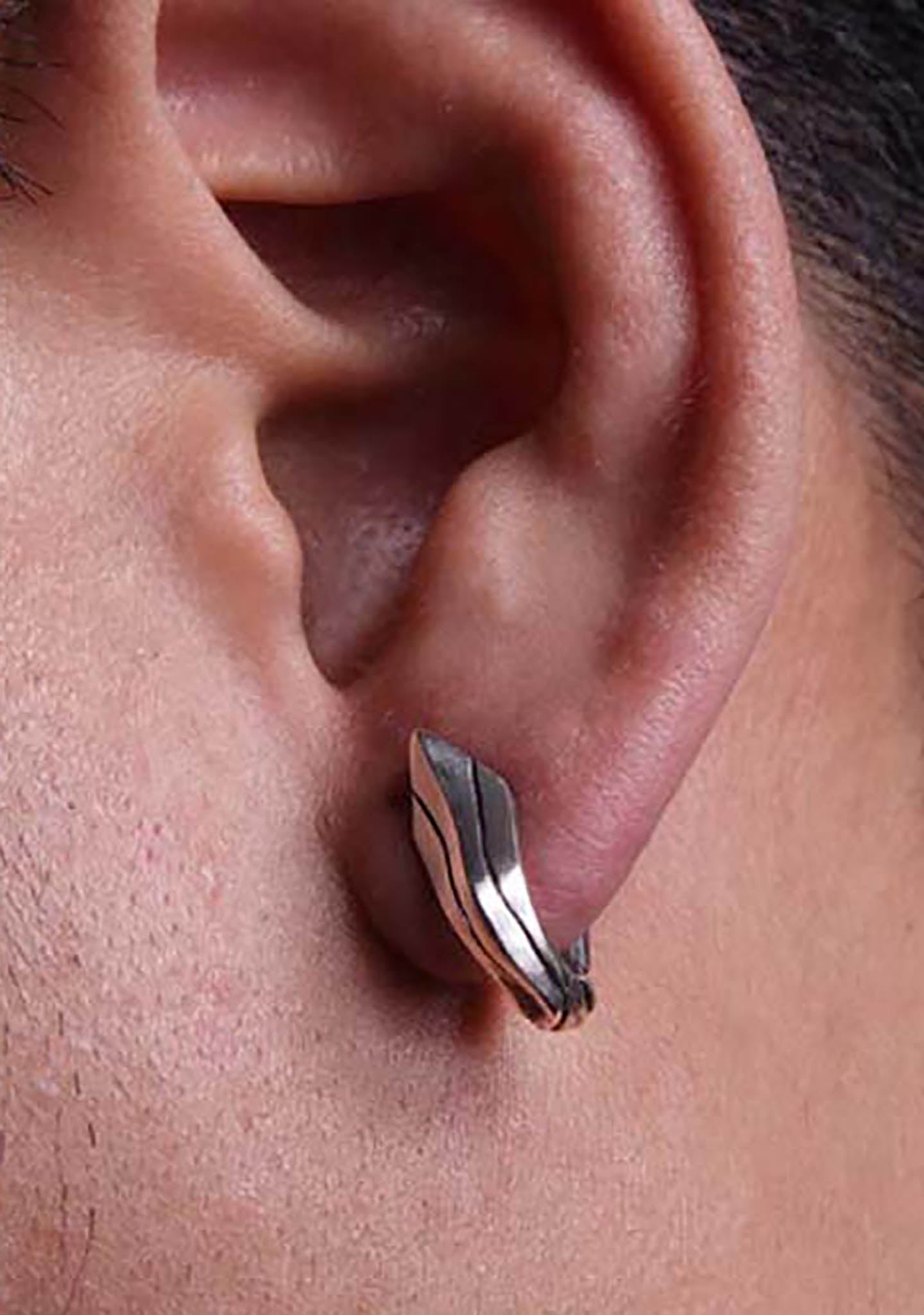  2 Abnormal Sides Single Abnormal Pierce Earring
