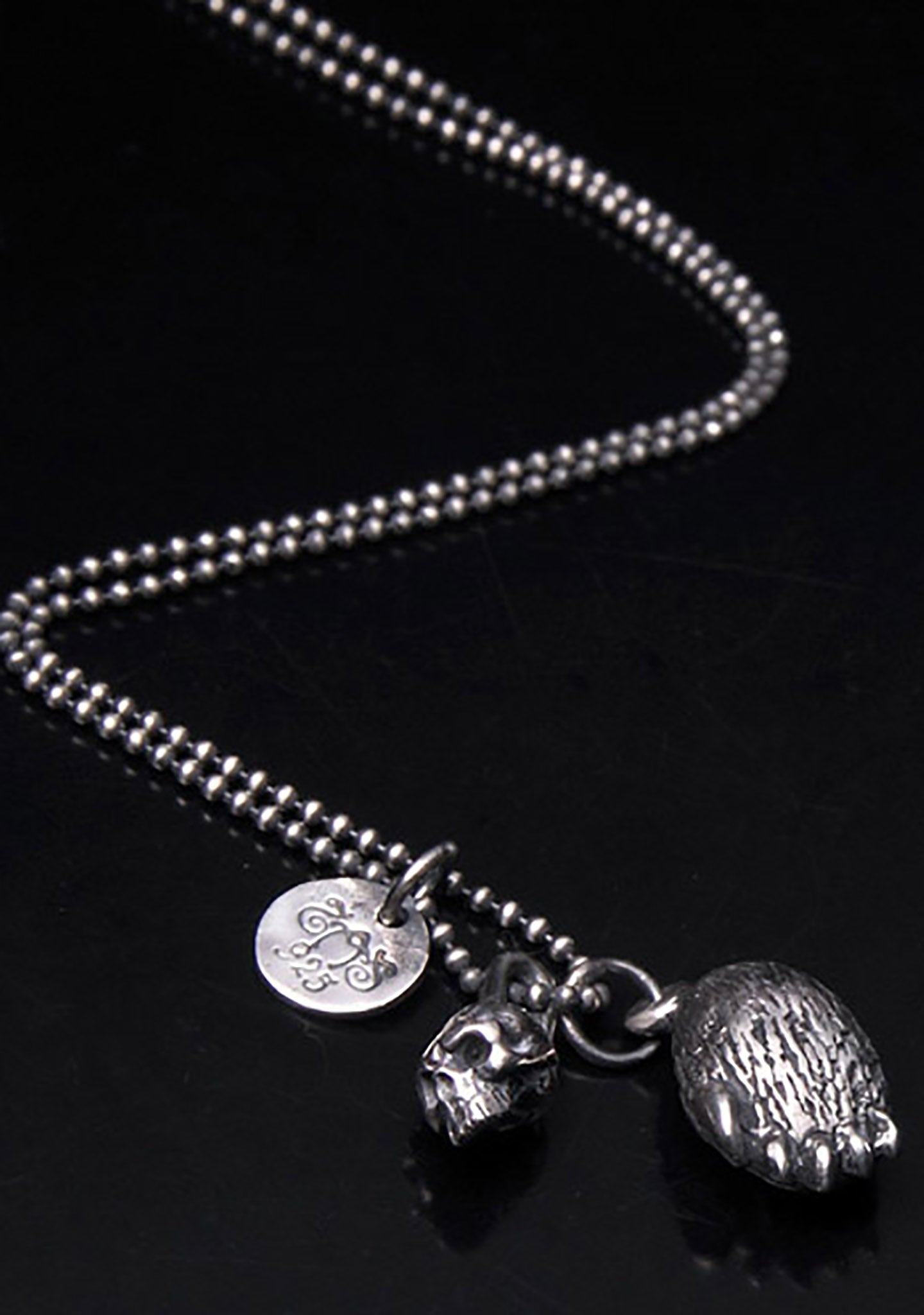  2 Abnormal Sides Reversible Grizzly Charm Necklace