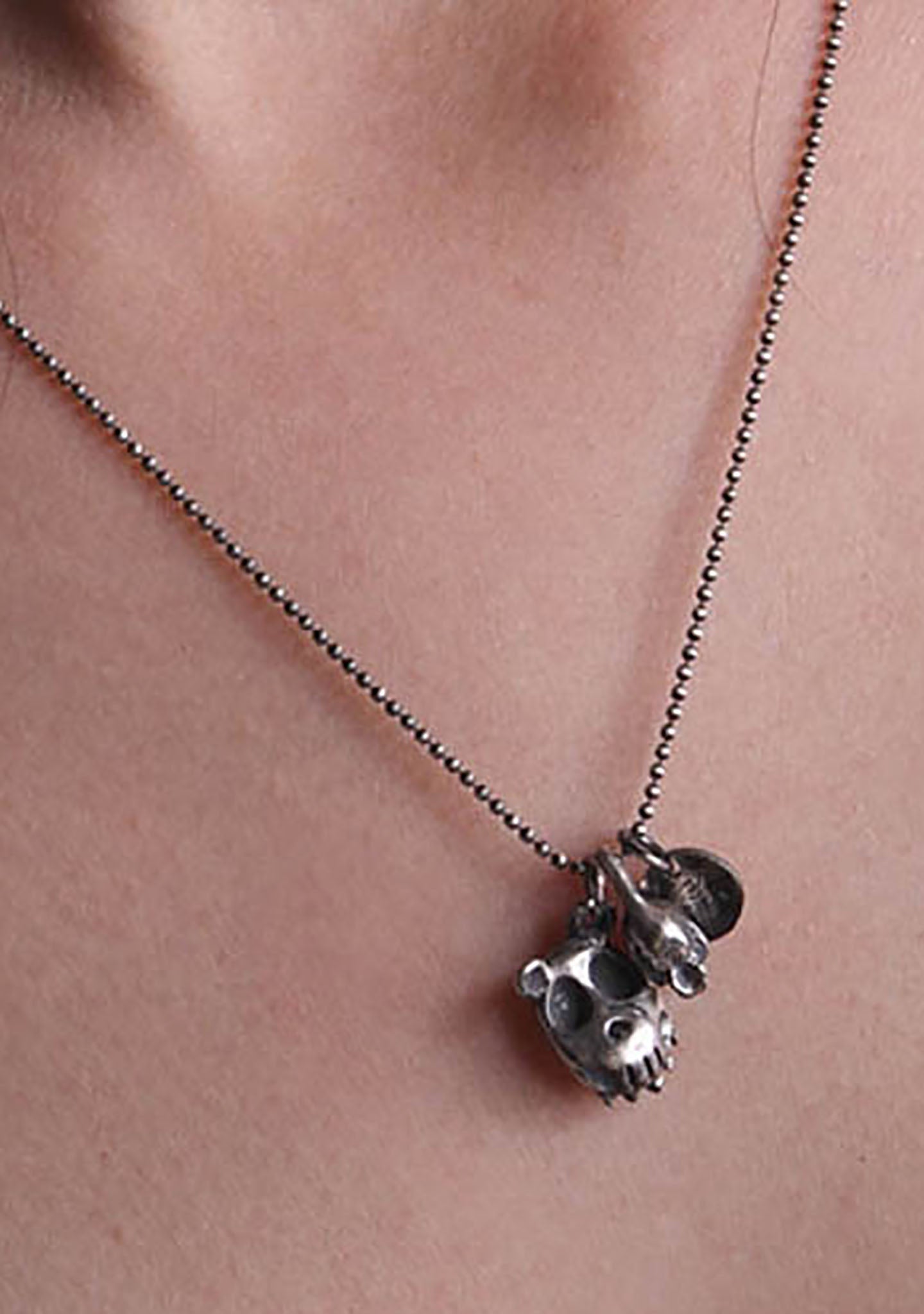  2 Abnormal Sides Reversible Grizzly Charm Necklace