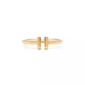 Wire Ring in Yellow Gold