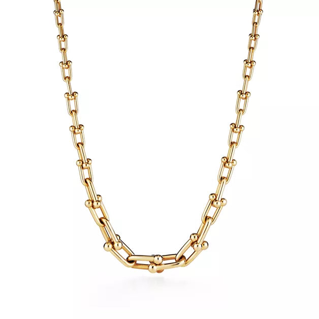 Graduated Link Necklace in Yellow Gold