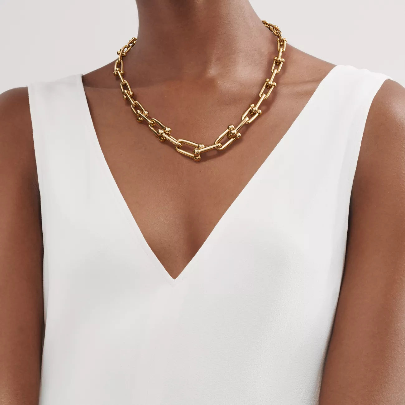 Graduated Link Necklace in Yellow Gold