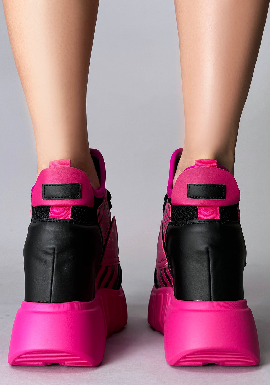  CRANBERRY 08 Pink Circuit Pink Platform Sneakers