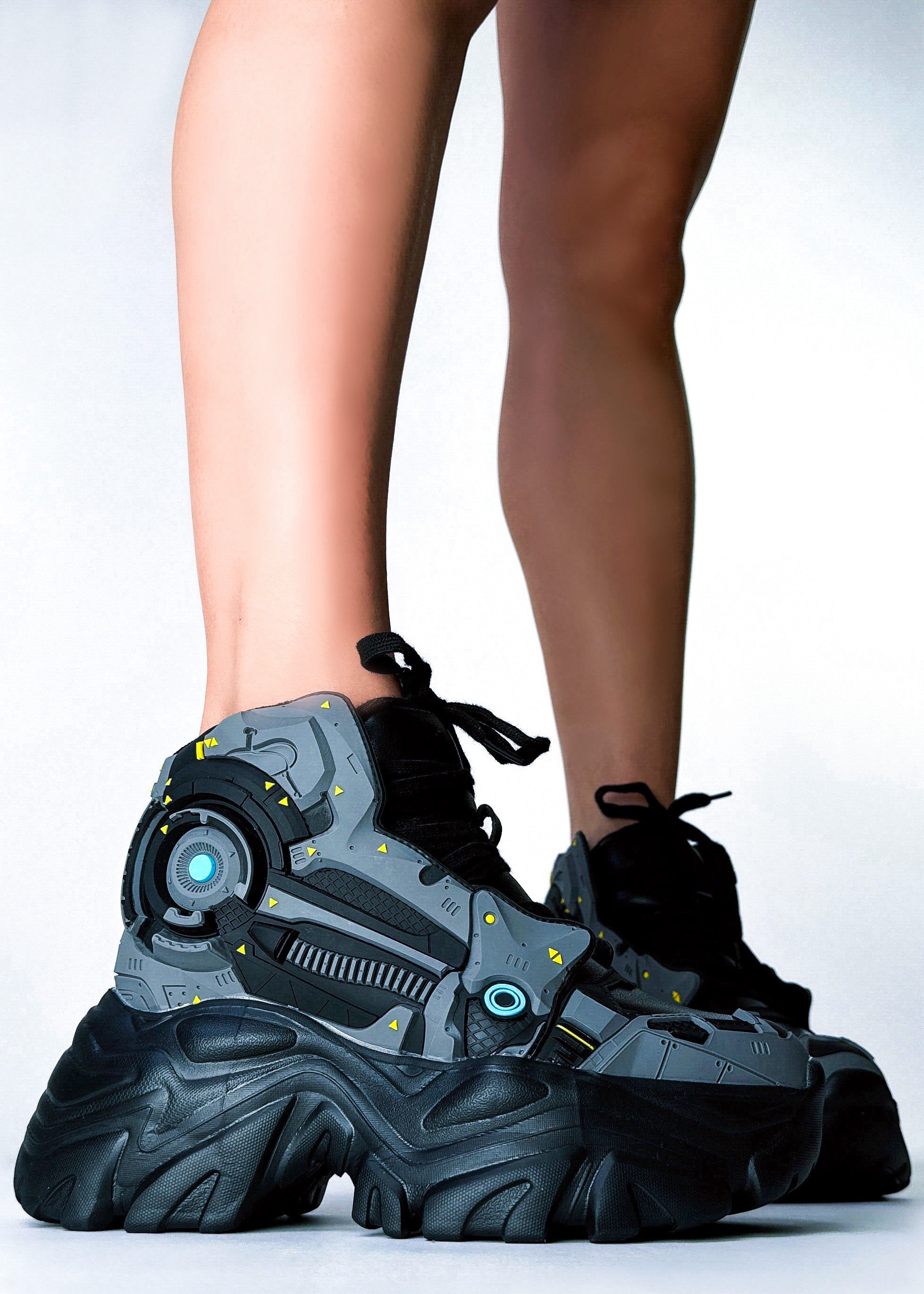  WATERMELON 09 Archetype Black Platform Sneakers