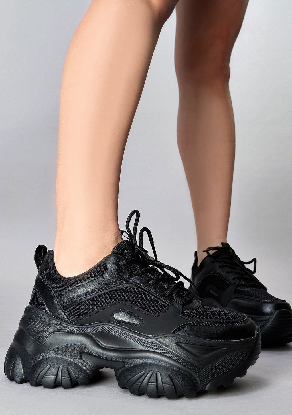  HANNA Blackout Beat Black Platform Sneakers