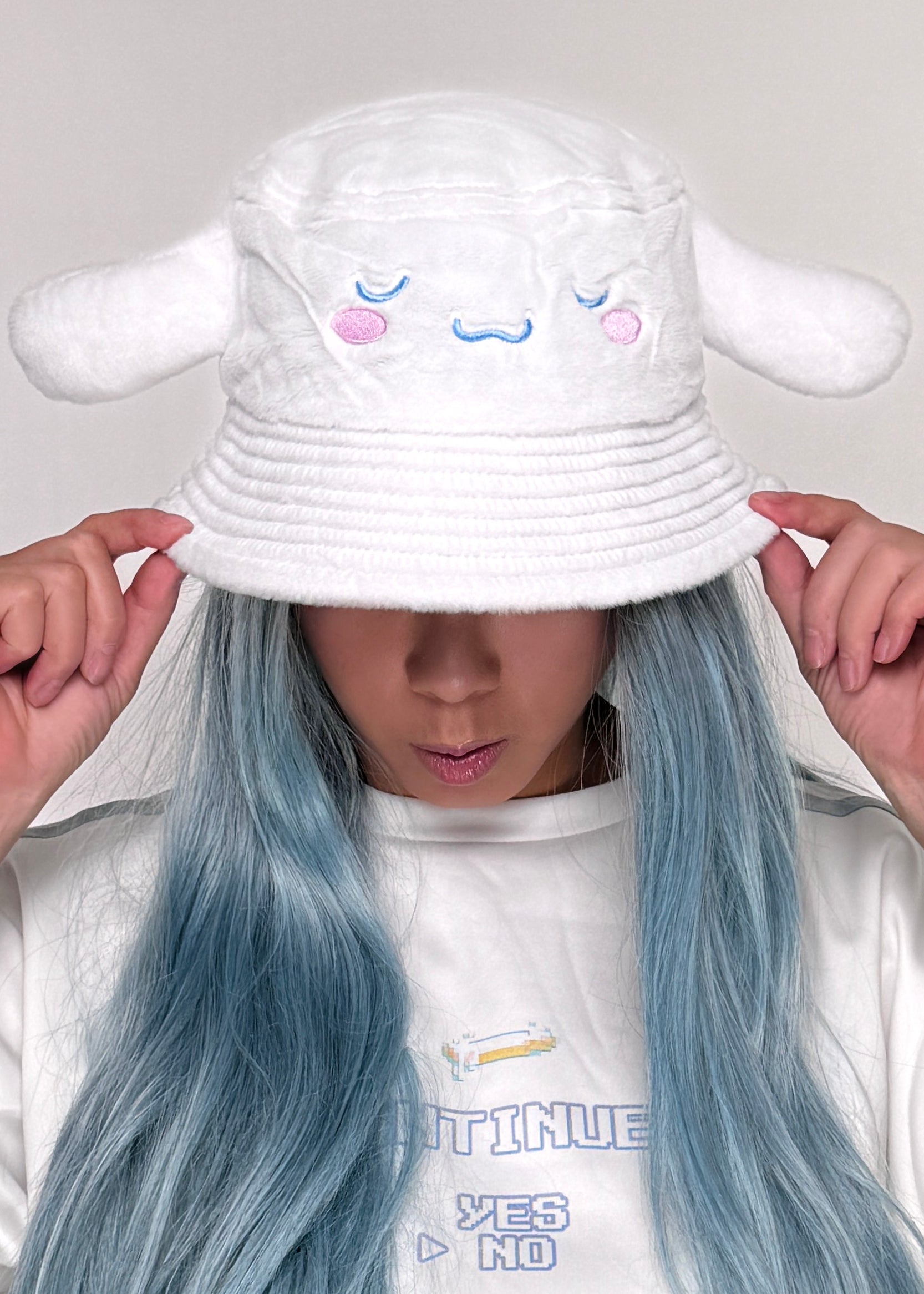 Bioworld Sanrio Cinnamoroll 3D Plush Bucket Hat