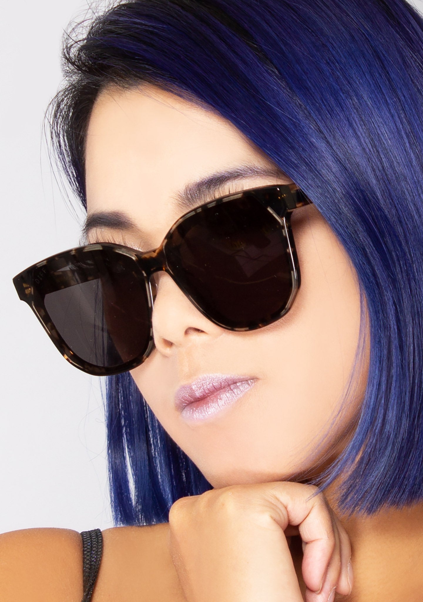  Gia Sunglasses In Sea Tortoise/Grey
