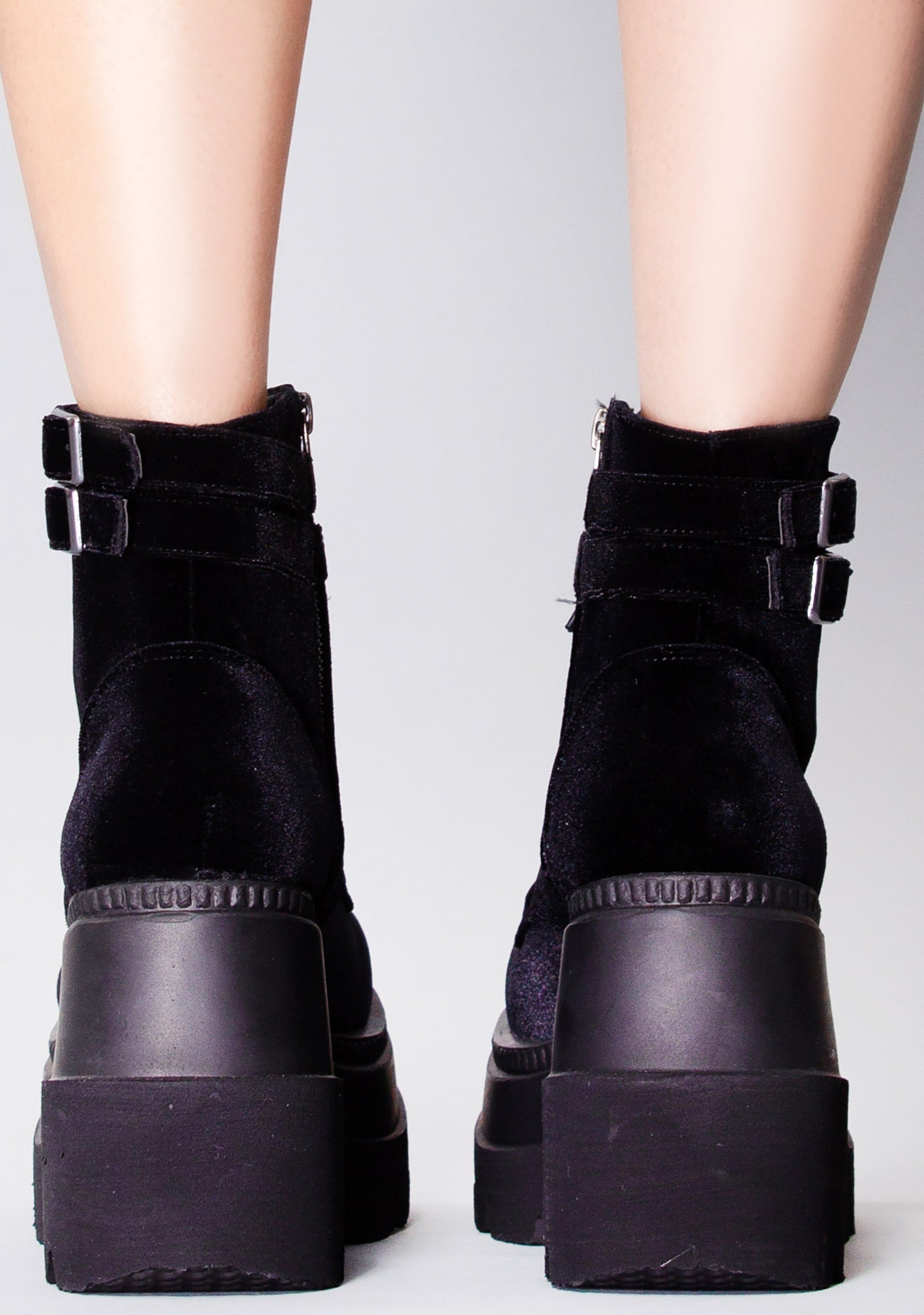  SHAKER 52 Midnight Seance Velvet Black Platform Boots