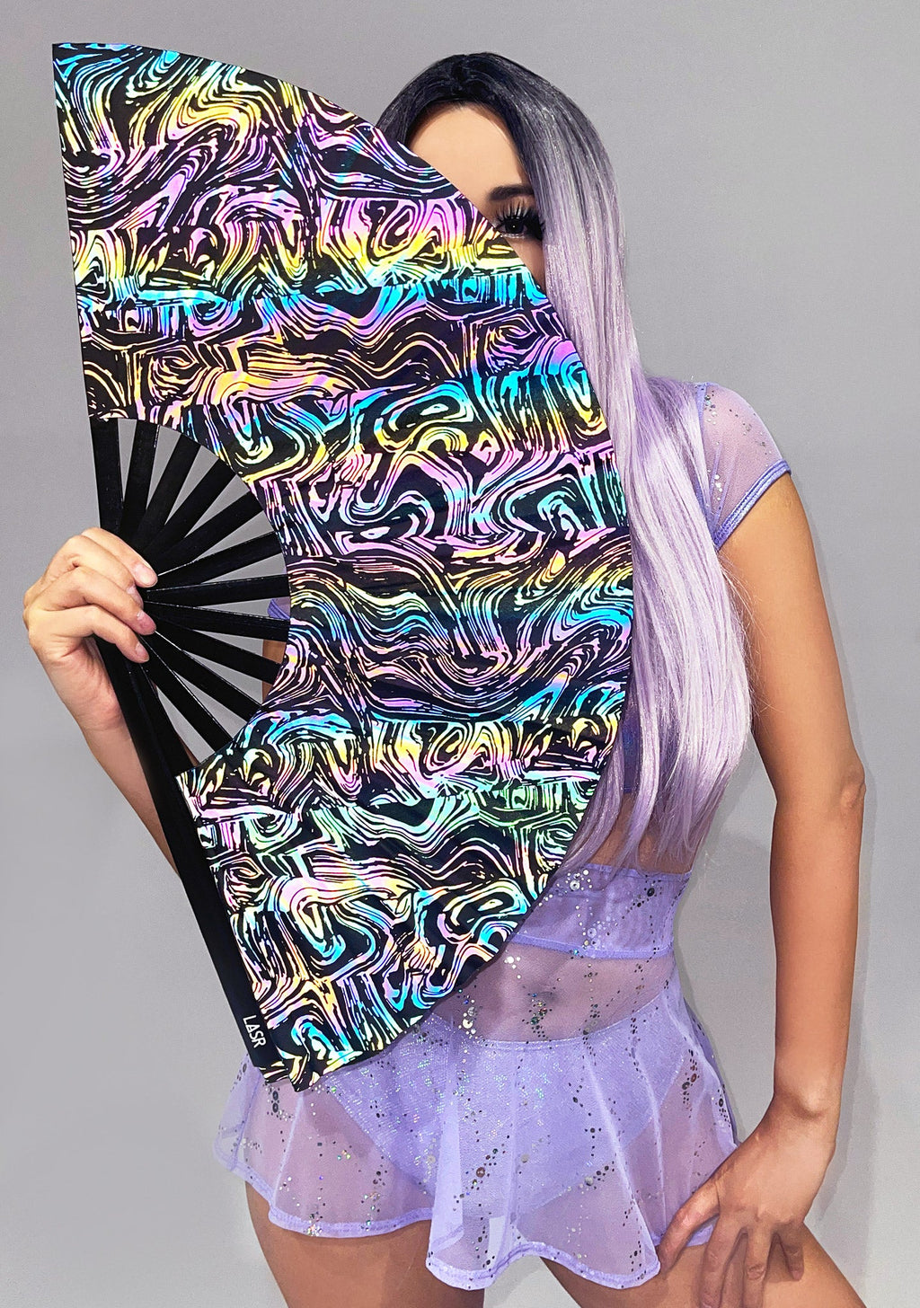  Liquid State Reflective Fan