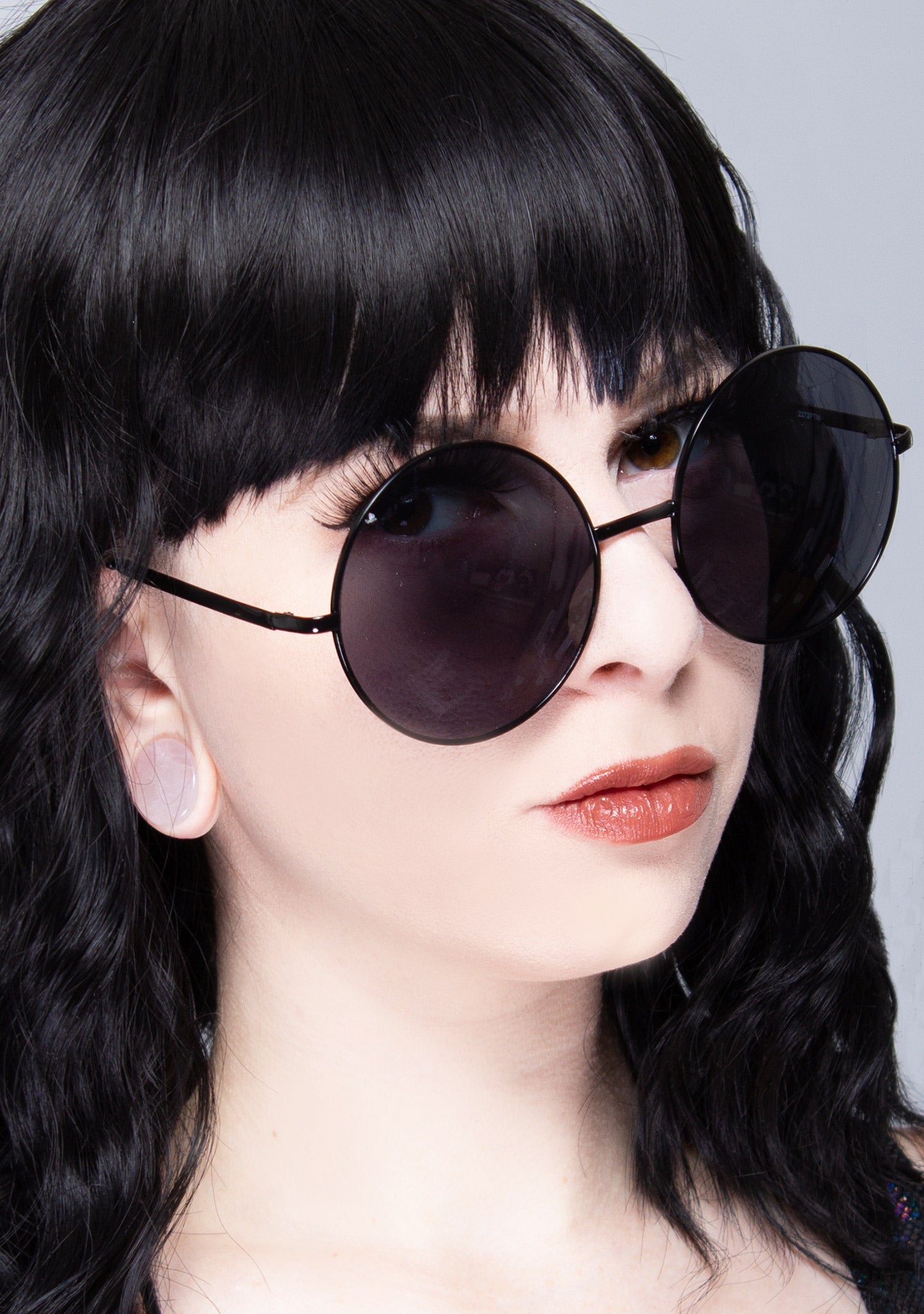  Road Trip Round Sunglasses In Black
