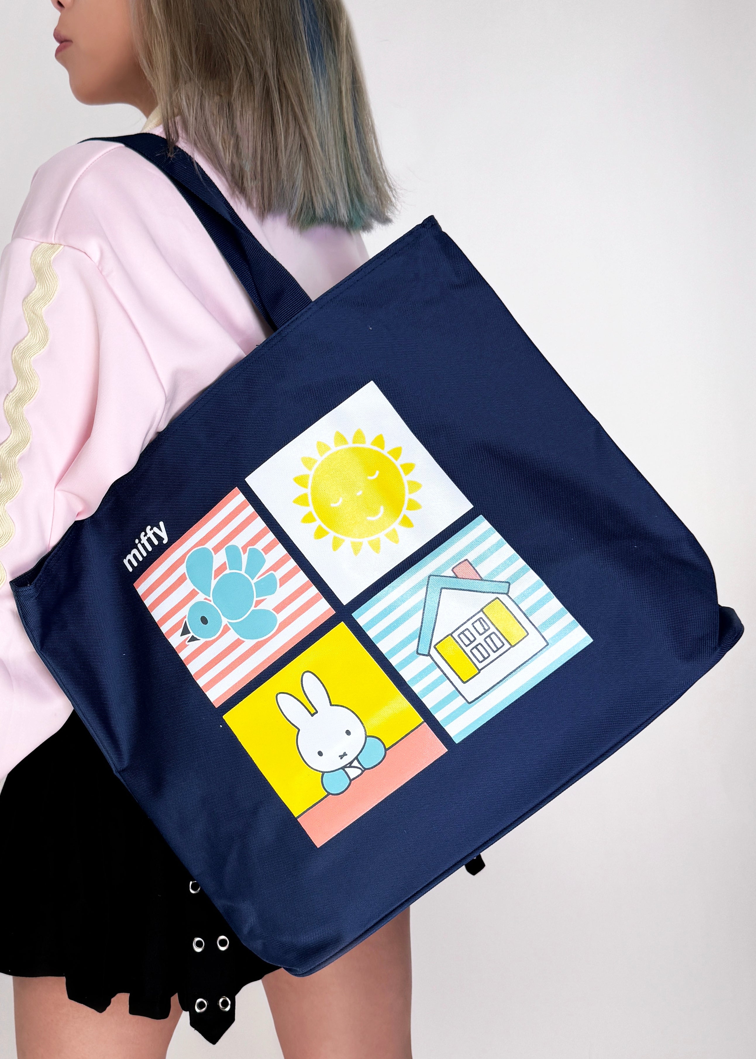  Miffy Beach Day Large Beach Tote
