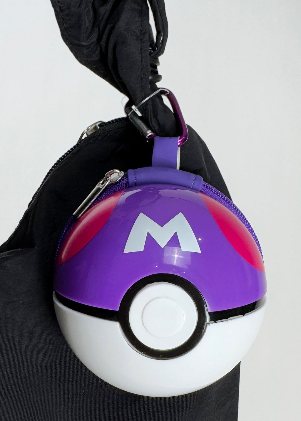  Pokemon 3D Master Ball 3D Carabiner Zip Pouch