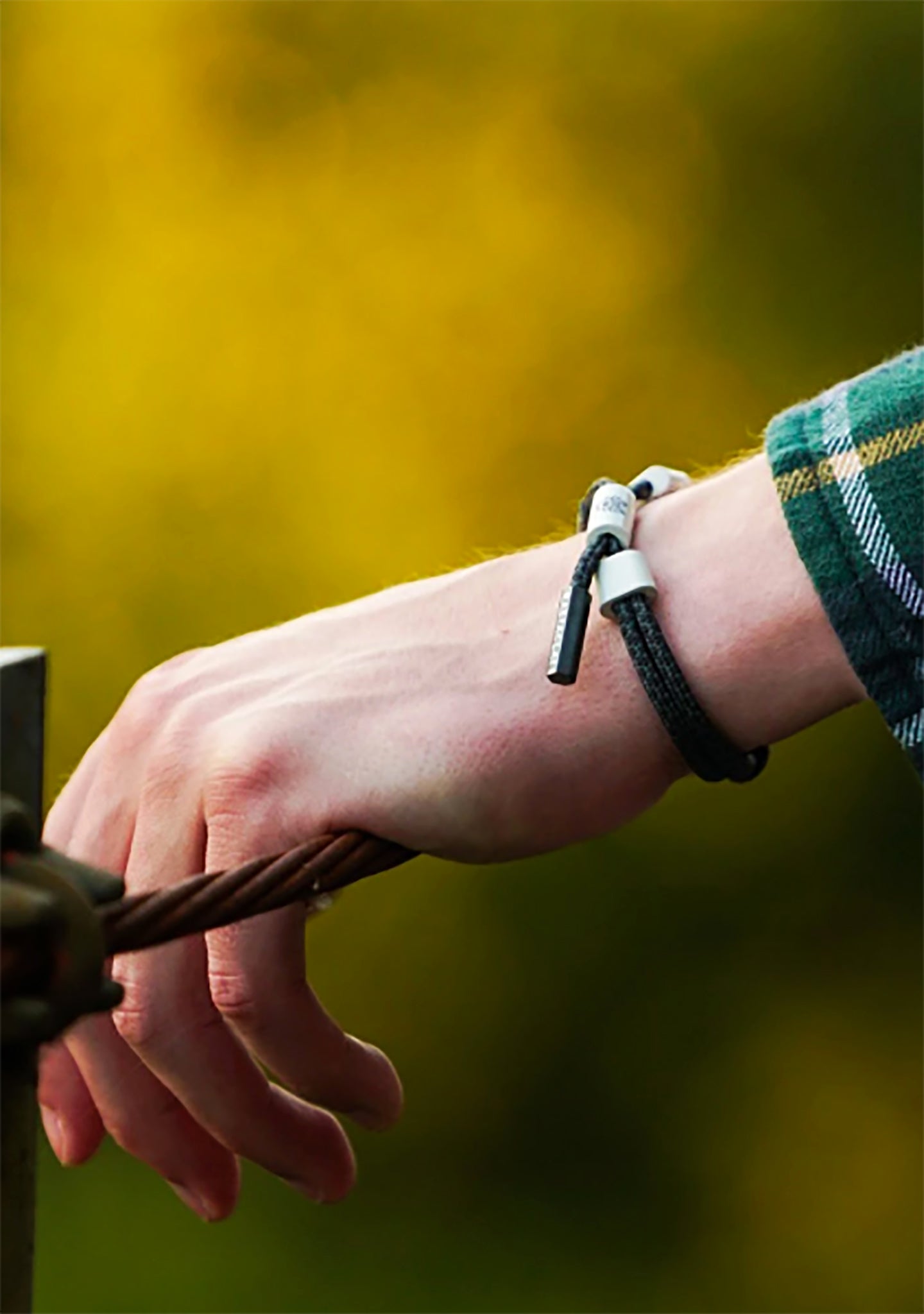  Hex Flex Storm Bolt Mini Knotaclat Bracelet