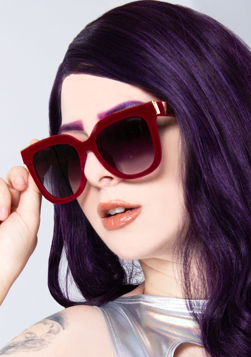  Coco Sunglasses In Red Velvet
